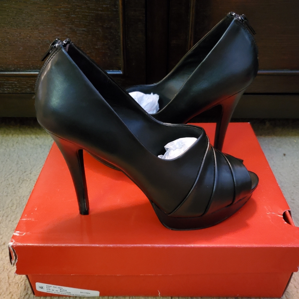 ELLE Brand Booties